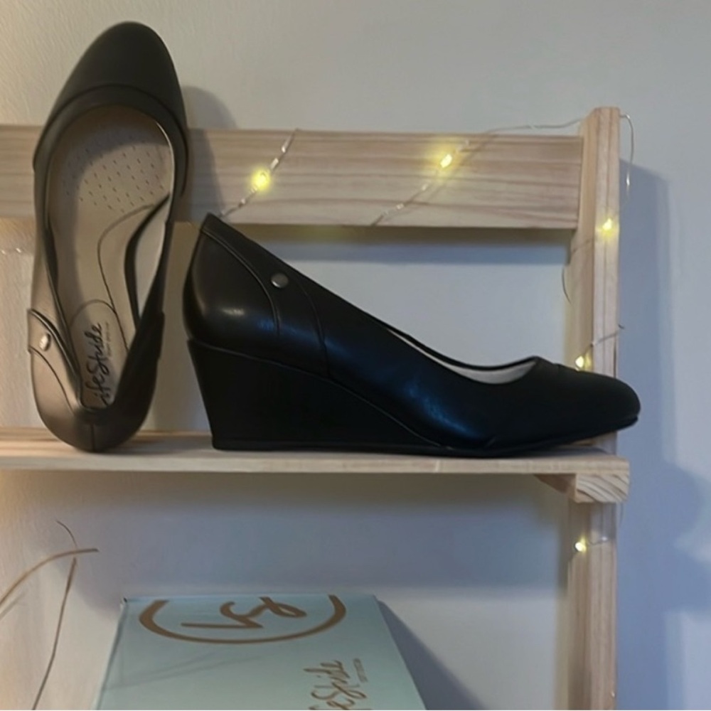 Lifestride wedge heel 
New